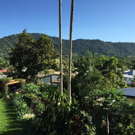 Hideaway On Hillview Cairns Exterior foto