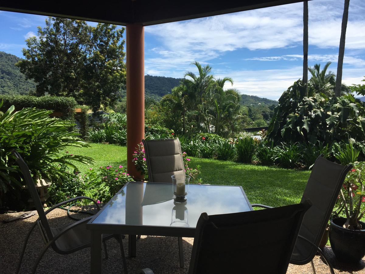 Hideaway On Hillview Cairns Exterior foto